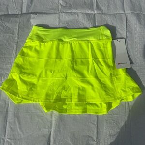 Lululemon Skirt Pace Rival Neon